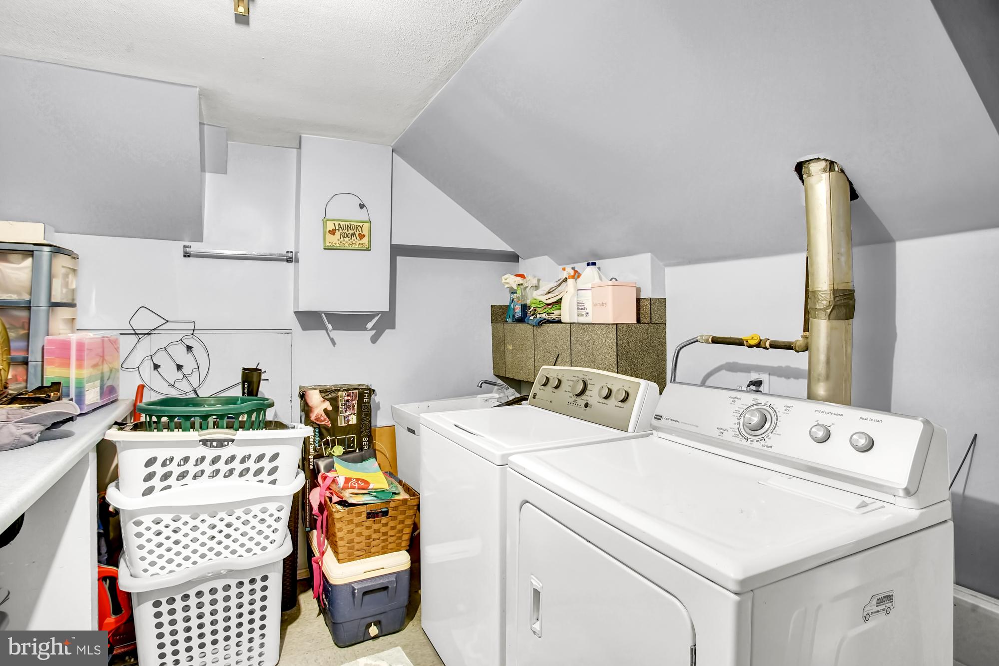 11700 Telfair Road Philadelphia, PA 19154 - Photo 23 of 27 Laundry