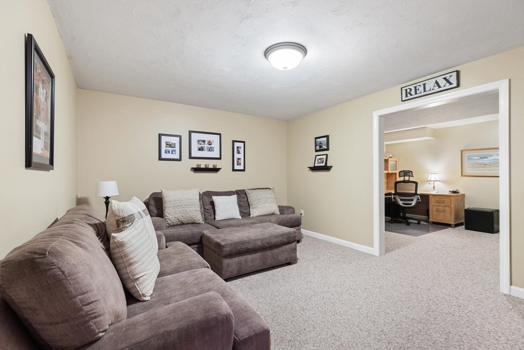 104 Ridgewood Drive Taunton, MA 02780 - Photo 33 of 40