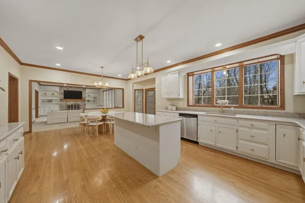$619,999 | 55 Oak Creek Drive, Yorkville, IL 60560