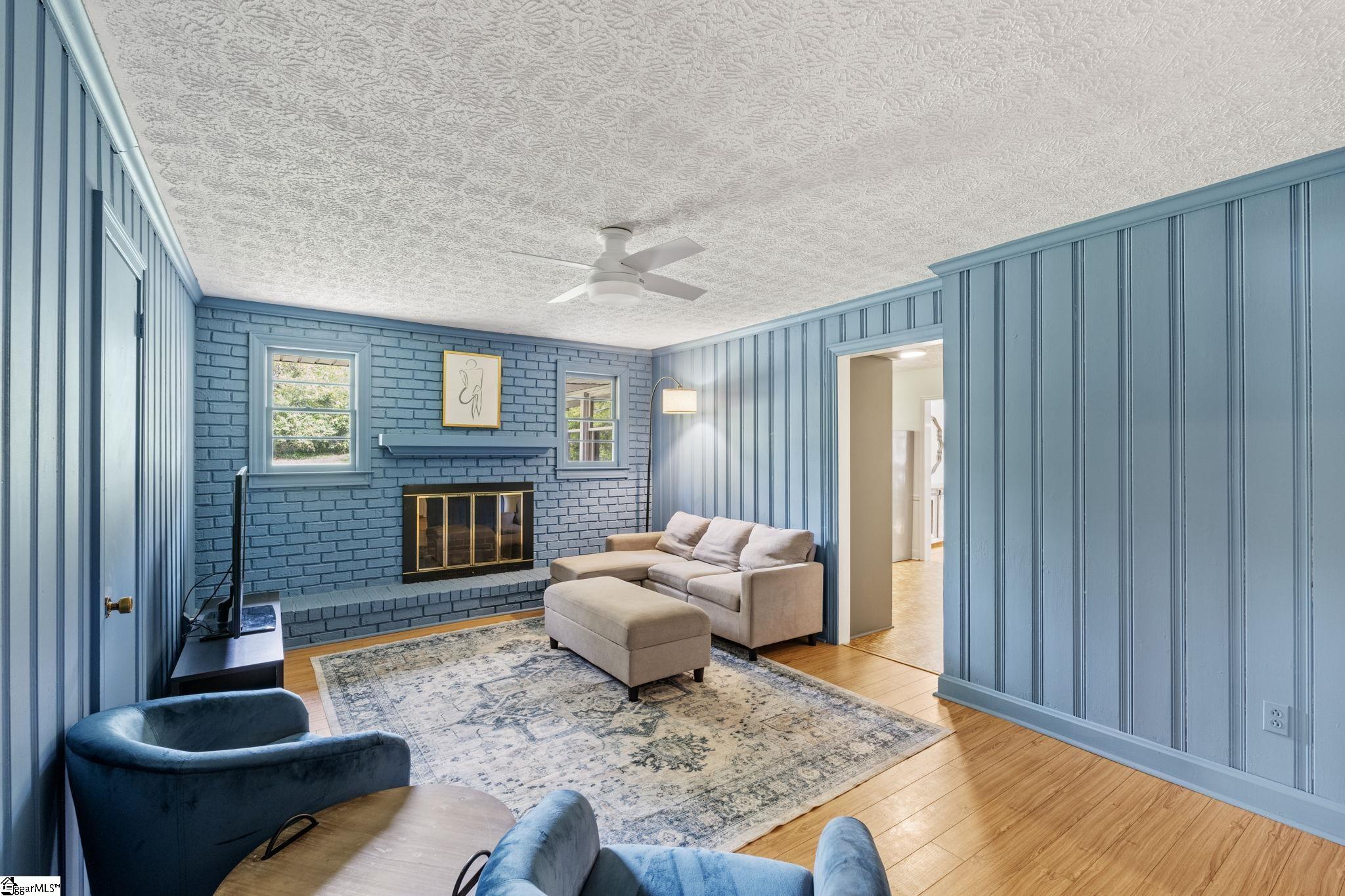 4 Timber Lane Greenville, SC 29609 - Photo 12 of 31