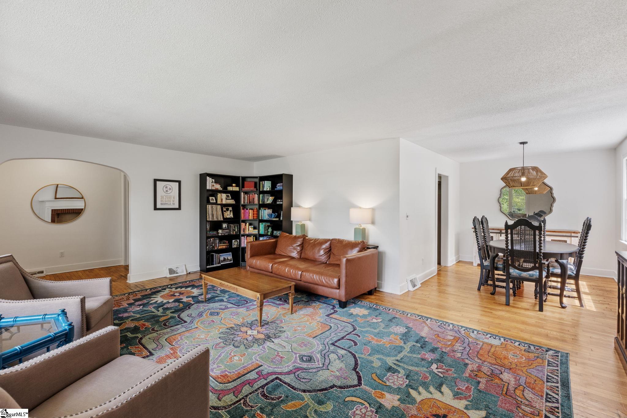 4 Timber Lane Greenville, SC 29609 - Photo 4 of 31