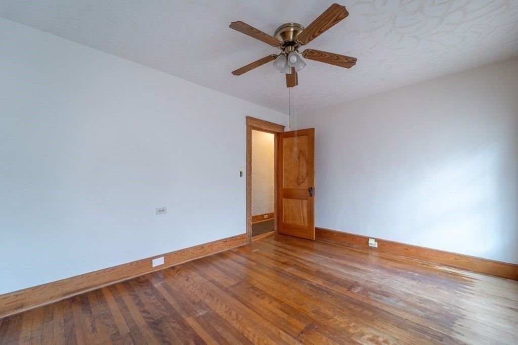 45 Goldthwaite Road Worcester, MA 01605 - Photo 16 of 27