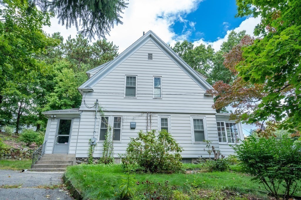 45 Goldthwaite Road Worcester, MA 01605 - Photo 4 of 27