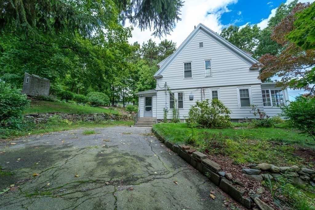 45 Goldthwaite Road Worcester, MA 01605 - Photo 6 of 27