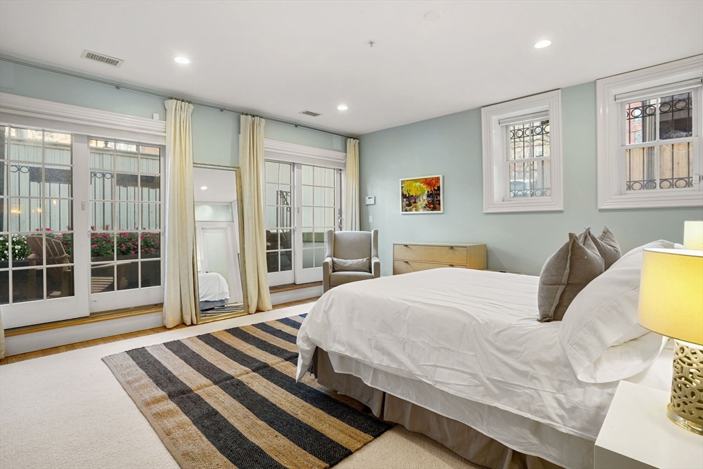 41 Worcester Street, Unit 1 Boston, MA 02118 - Photo 13 of 24