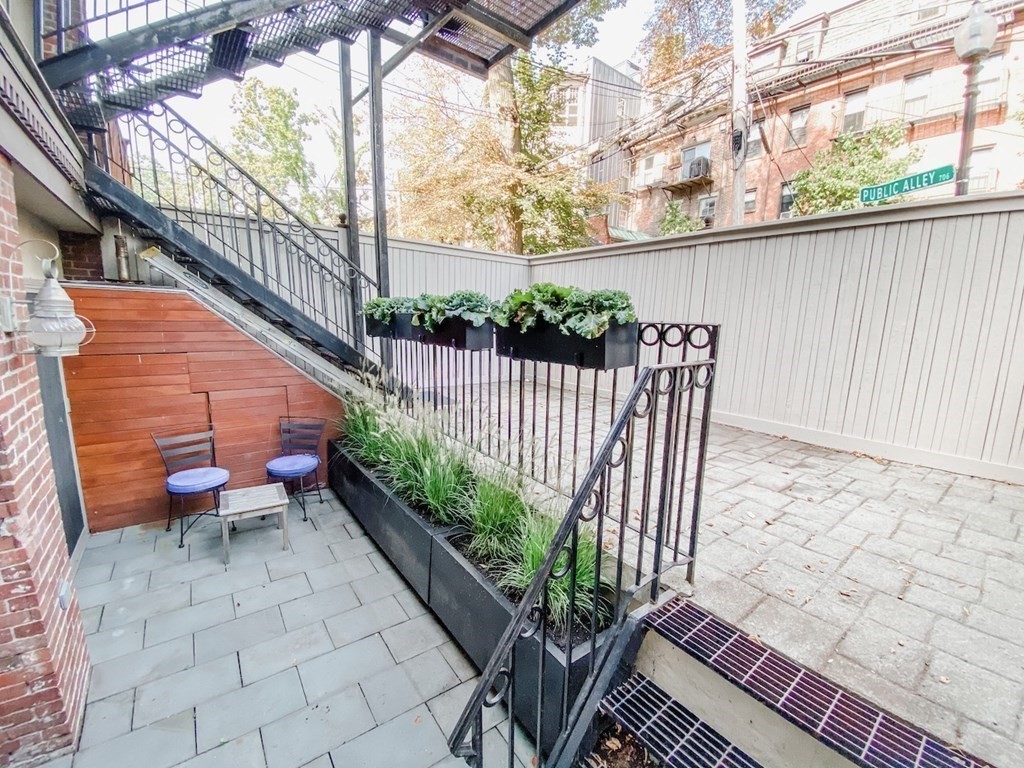 41 Worcester Street, Unit 1 Boston, MA 02118 - Photo 19 of 24