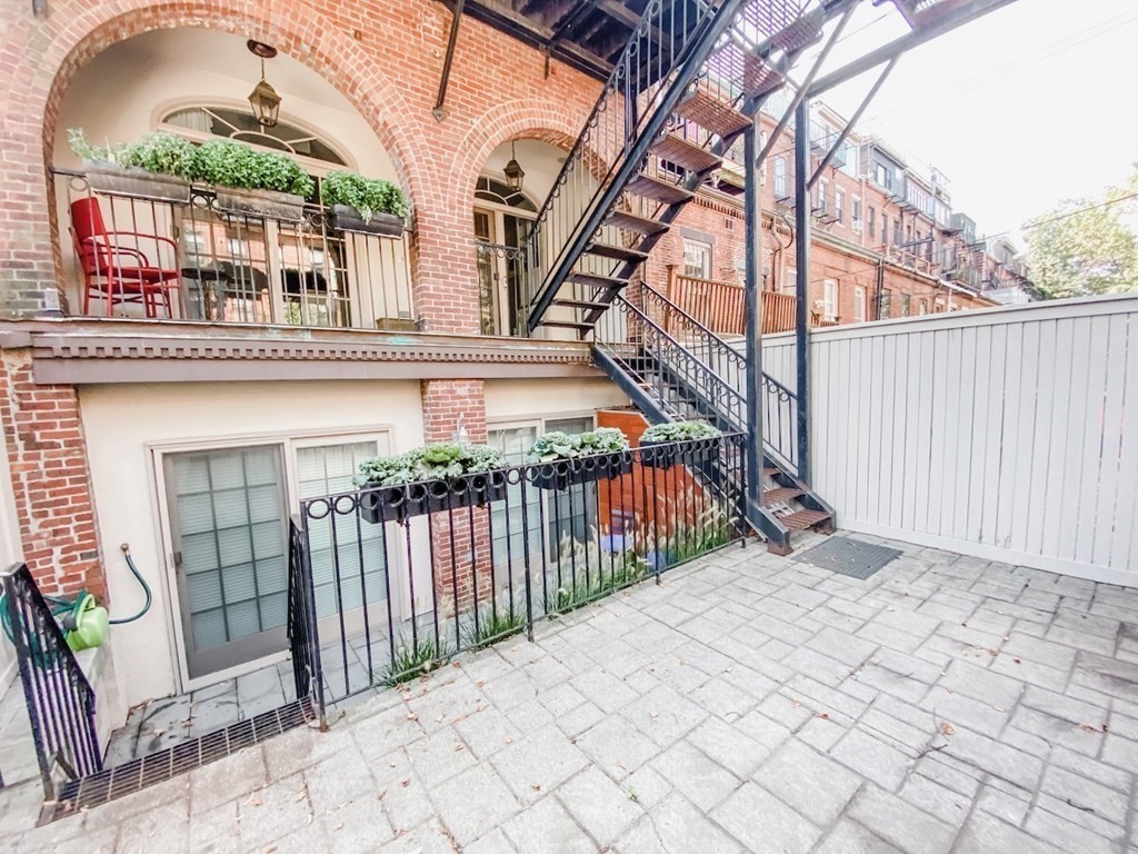 41 Worcester Street, Unit 1 Boston, MA 02118 - Photo 21 of 24