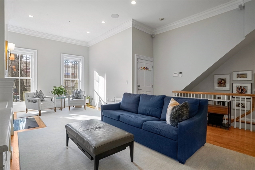 41 Worcester Street, Unit 1 Boston, MA 02118 - Photo 3 of 24