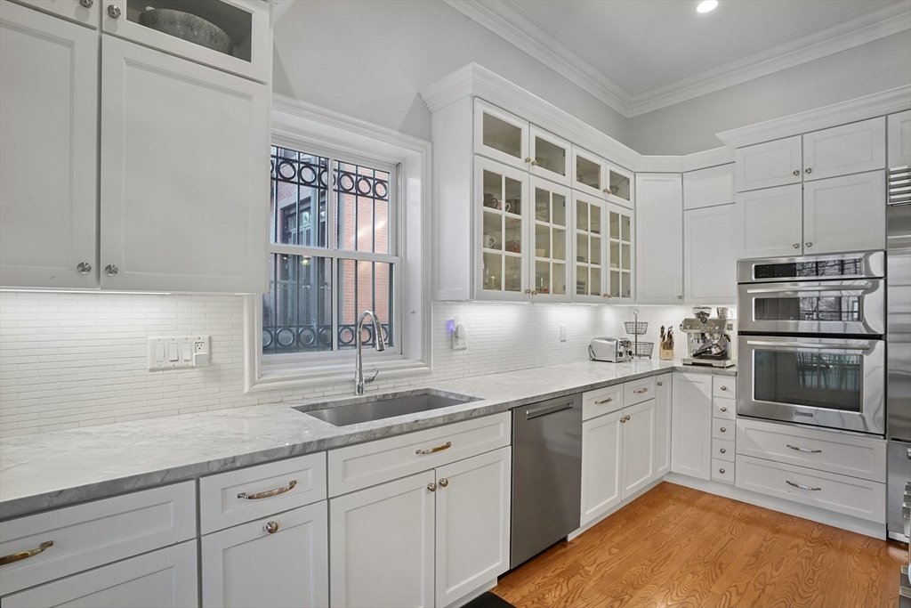 41 Worcester Street, Unit 1 Boston, MA 02118 - Photo 9 of 24