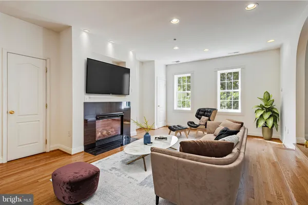 $1,000,000 | 10811 Electric Avenue, Glenn Dale, MD 20706