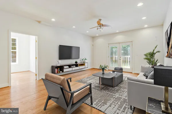 $1,000,000 | 10811 Electric Avenue, Glenn Dale, MD 20706