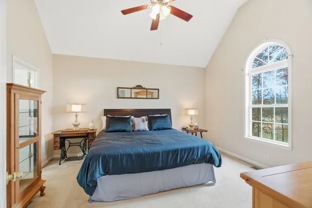 $399,900 | 742 Bowling Branch Road, Cottontown, TN 37048