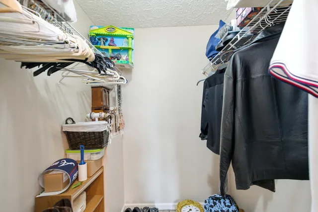 $399,900 | 742 Bowling Branch Road, Cottontown, TN 37048