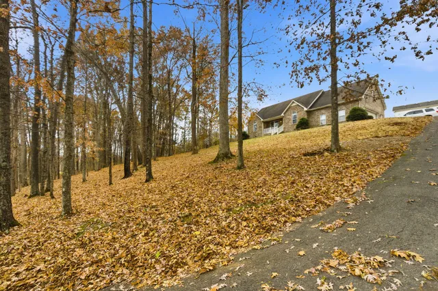 $399,900 | 742 Bowling Branch Road, Cottontown, TN 37048