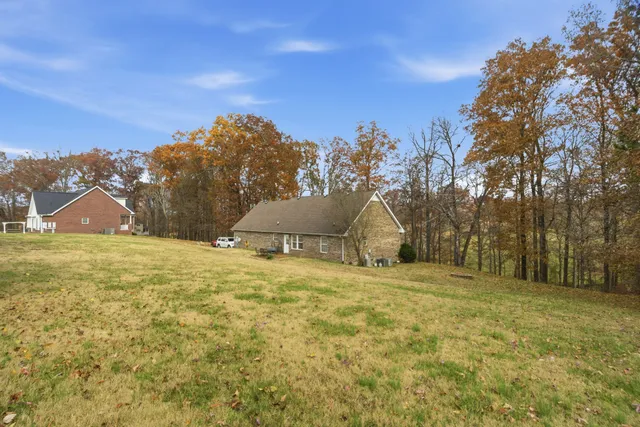 $399,900 | 742 Bowling Branch Road, Cottontown, TN 37048