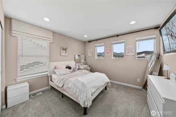 $825,000 | 146 Baur Lane, Enumclaw, WA 98022