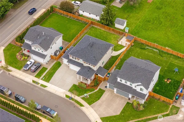 $825,000 | 146 Baur Lane, Enumclaw, WA 98022