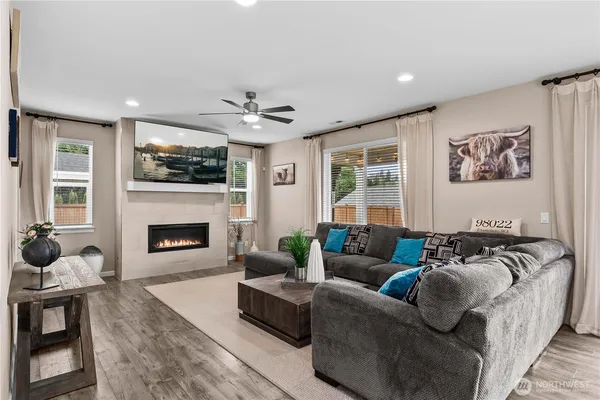 $825,000 | 146 Baur Lane, Enumclaw, WA 98022