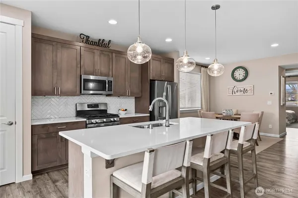 $825,000 | 146 Baur Lane, Enumclaw, WA 98022