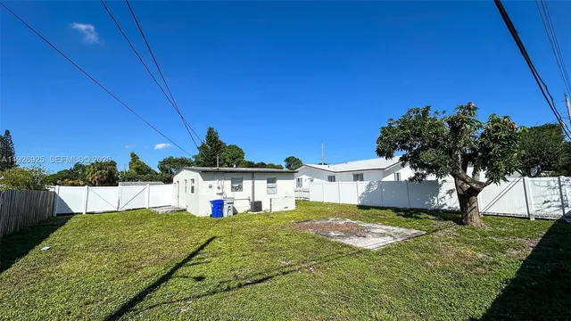 $1,849 | 550 Northwest 15th Court, Pompano Beach, FL 33060