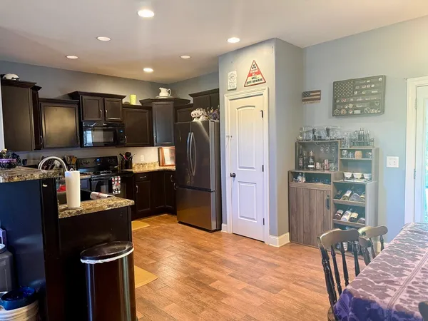 $399,000 | 1761 Apache Way, Clarksville, TN 37042