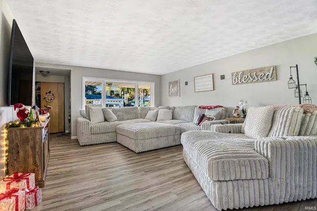 $249,900 | 2521 Club Drive, South Bend, IN 46615