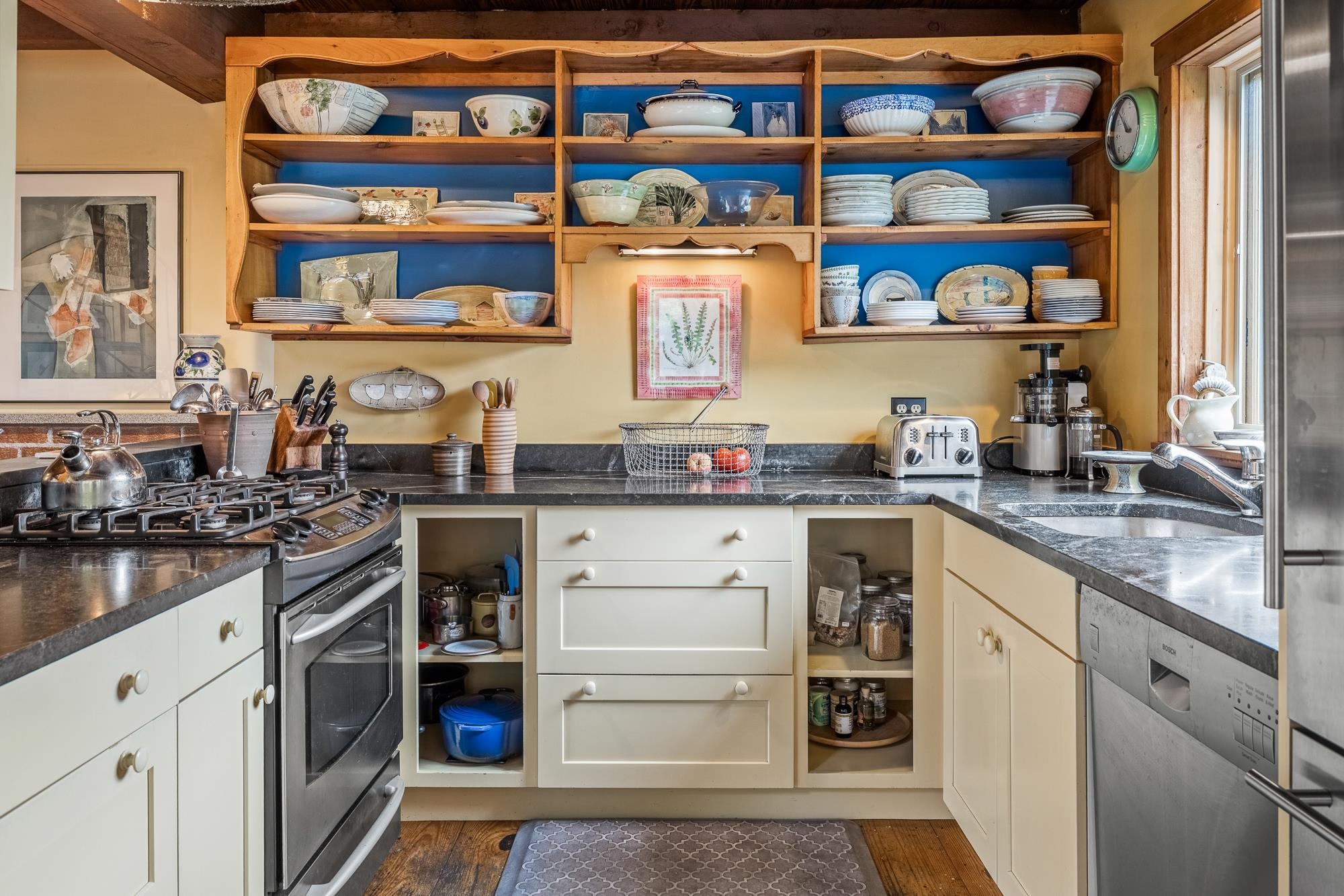 13 Poor Farm Road Hartland, VT 05048 - Photo 5 of 60