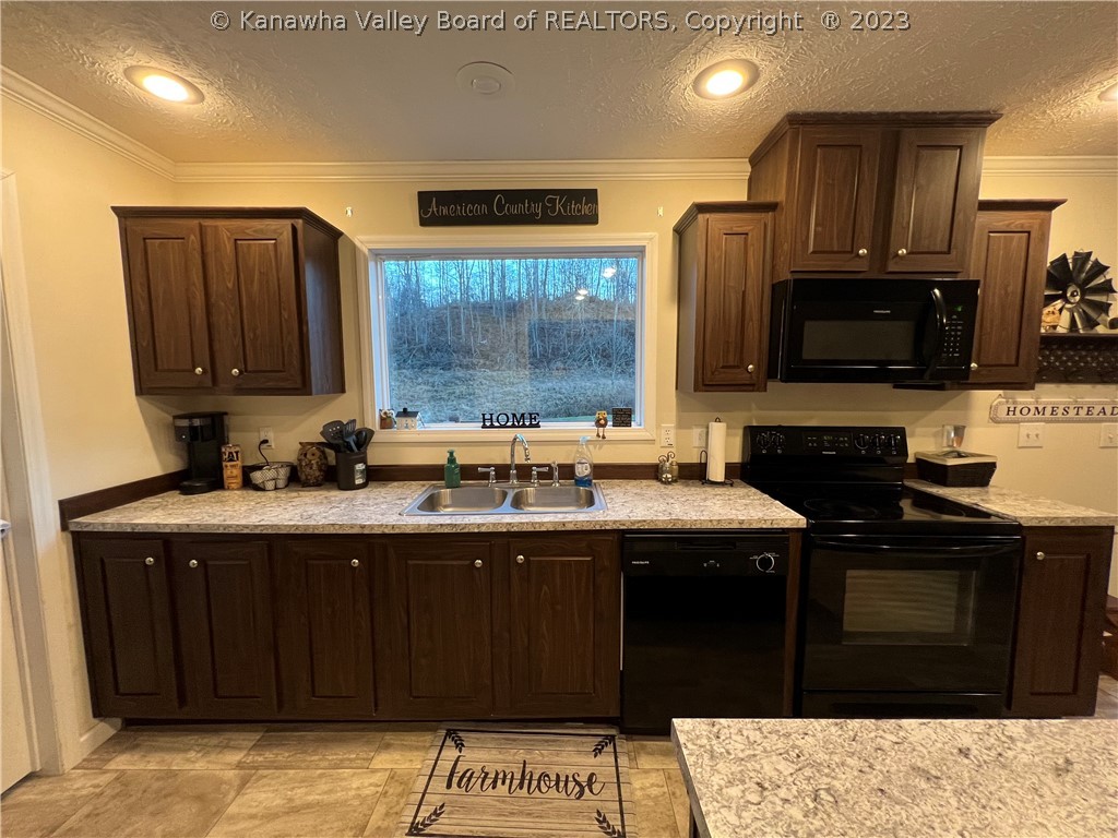 177 Wagon Trail Ripley, WV 25271 - Photo 3 of 38 Gallery Image 3