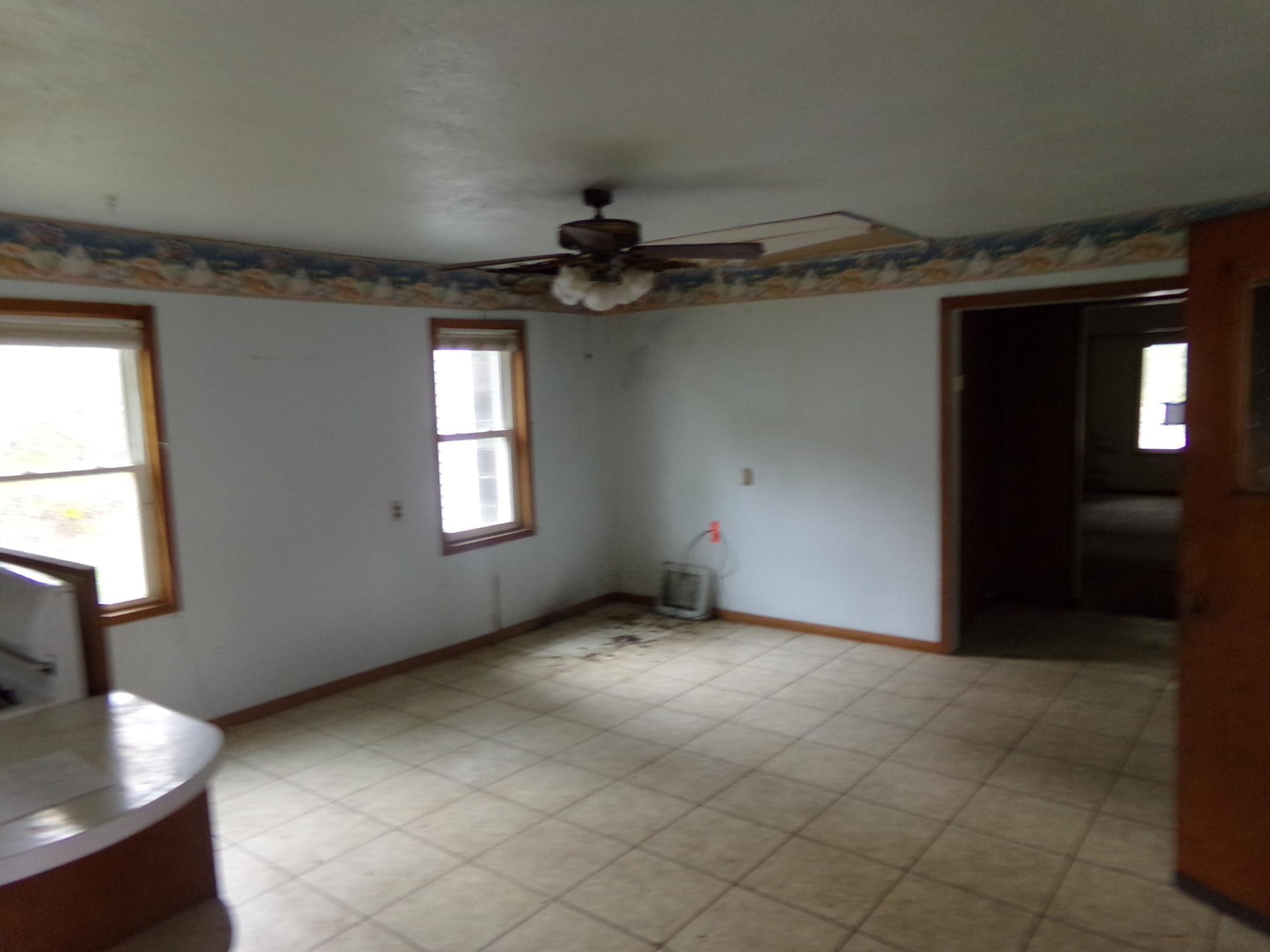 711 West Madison Street Durand, WI 54736 - Photo 9 of 19