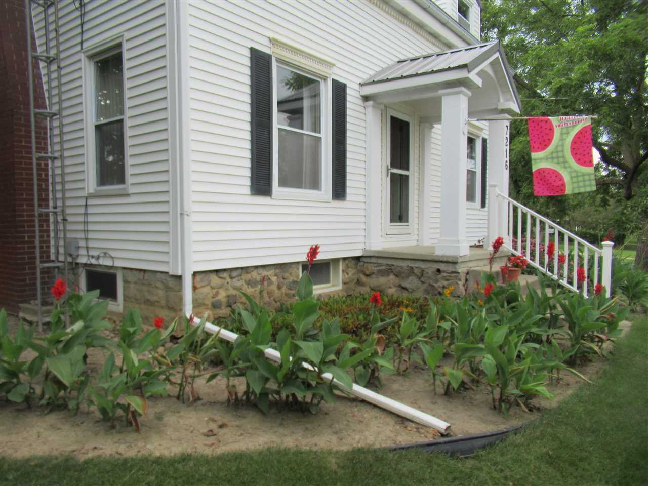 7216 Miller Road Swartz Creek, MI 48473 - Photo 3 of 56 50052462-2.JPG