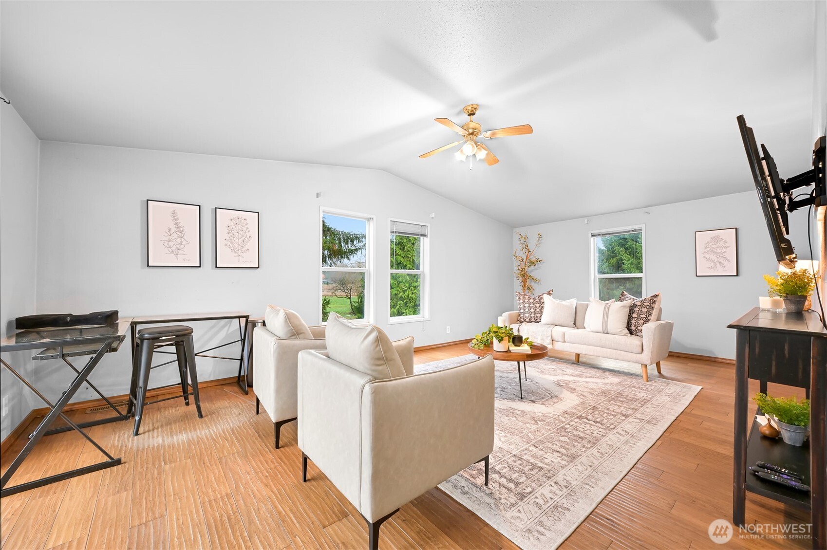 3025 East Smith Road Bellingham, WA 98226 - Photo 20 of 38 Gallery Image 20