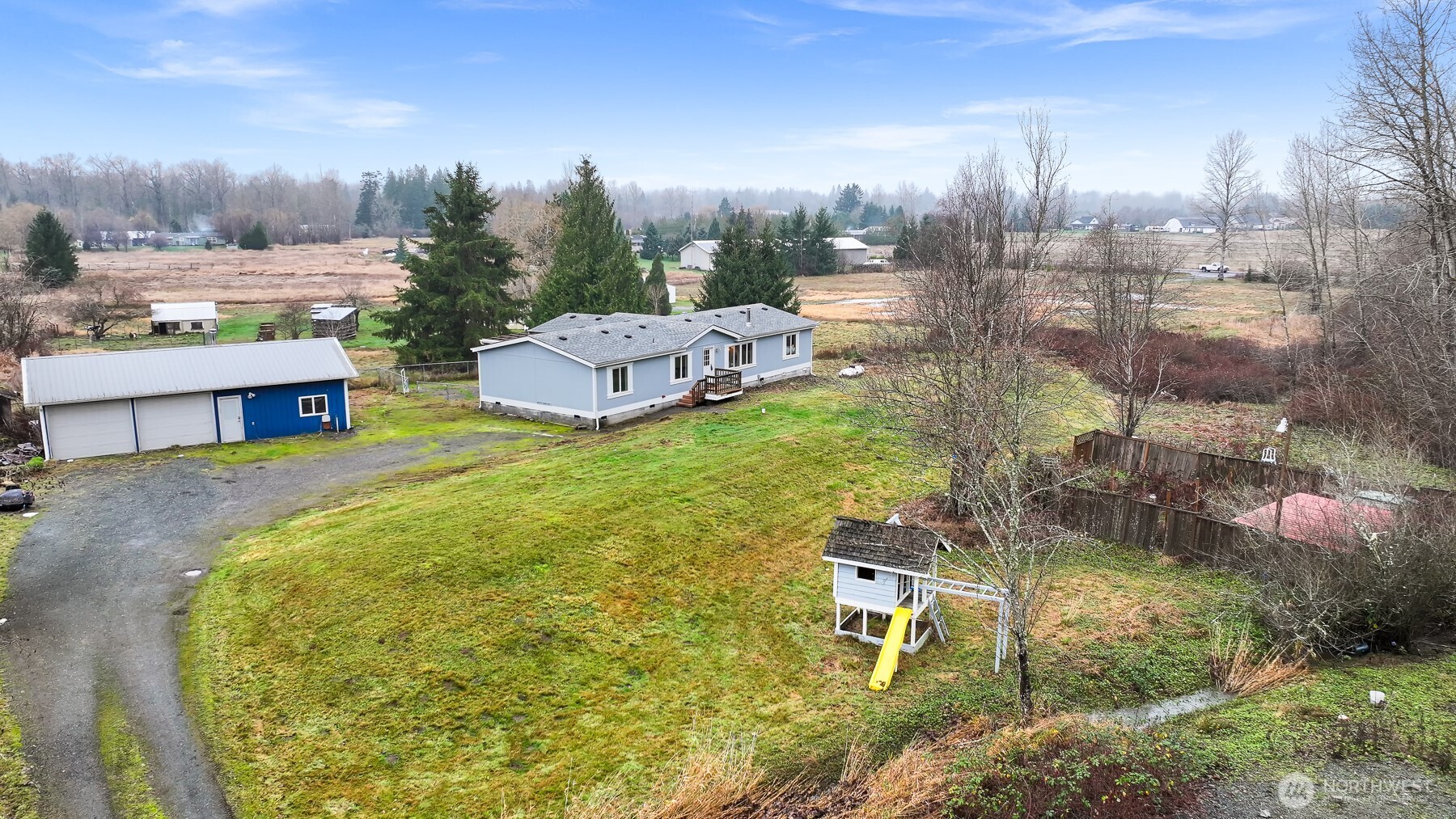 3025 East Smith Road Bellingham, WA 98226 - Photo 34 of 38 Gallery Image 34