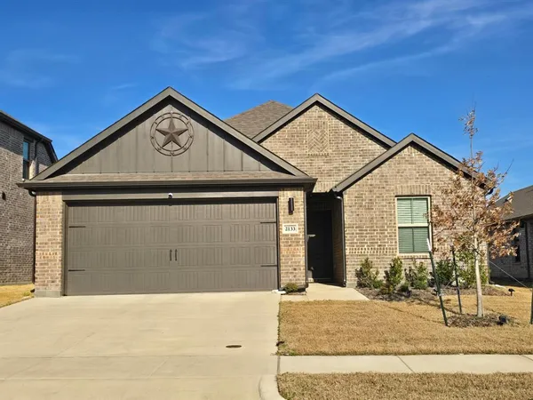 a view of a house with a outdoor space
