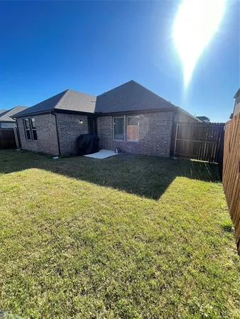 $289,900 | 2133 Preakness Drive, Seagoville, TX 75159