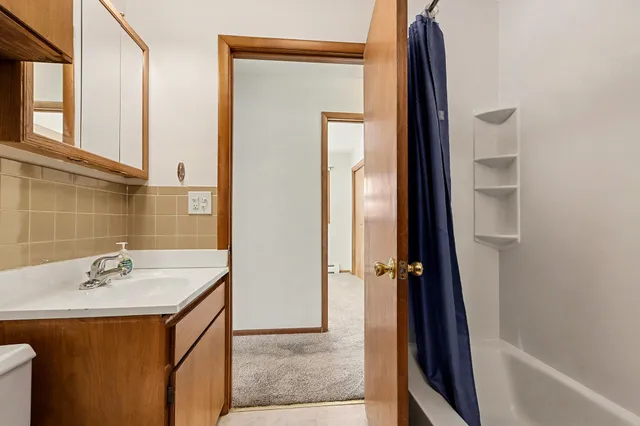 $2,000 | 411 Walden Drive, Otsego, MI 49078