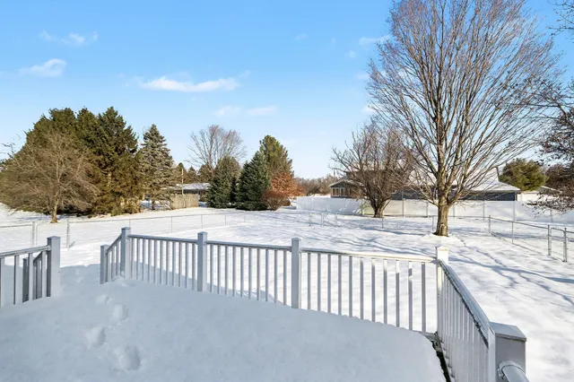 $2,000 | 411 Walden Drive, Otsego, MI 49078