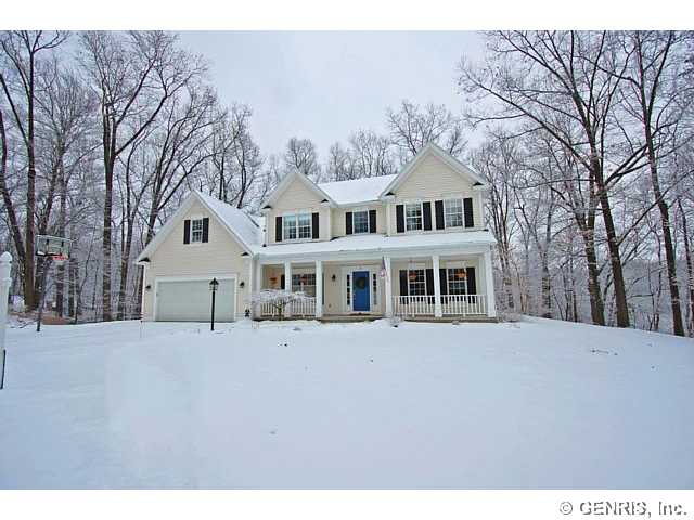 3 Risewood Lane Perinton, NY 14534 - Photo 1 of 1 Exterior Front