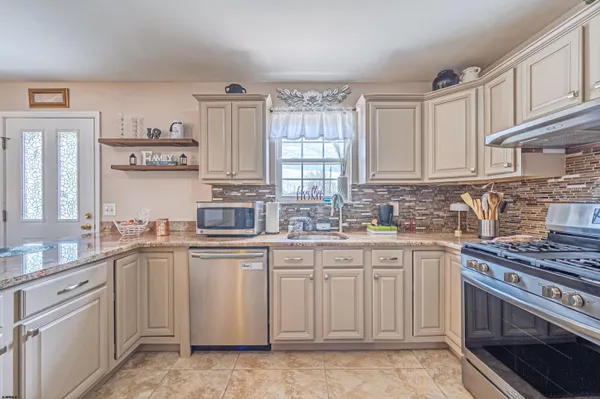 $499,000 | 776 Fairview Avenue, Hammonton, NJ 08037