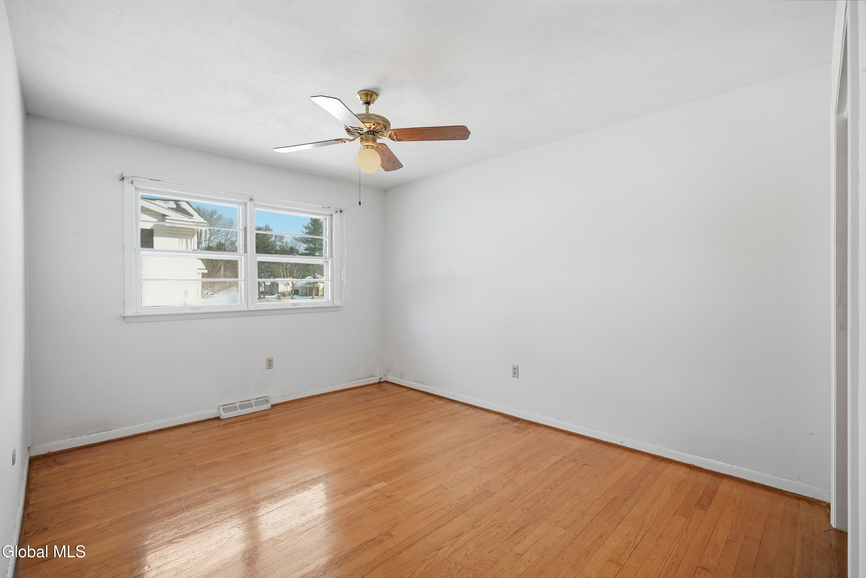 1225 Hempstead Road Niskayuna, NY 12309 - Photo 21 of 29 29