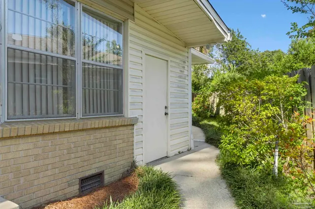 $400,000 | 4090 Dunwoody Drive, Pensacola, FL 32503