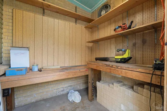 $400,000 | 4090 Dunwoody Drive, Pensacola, FL 32503