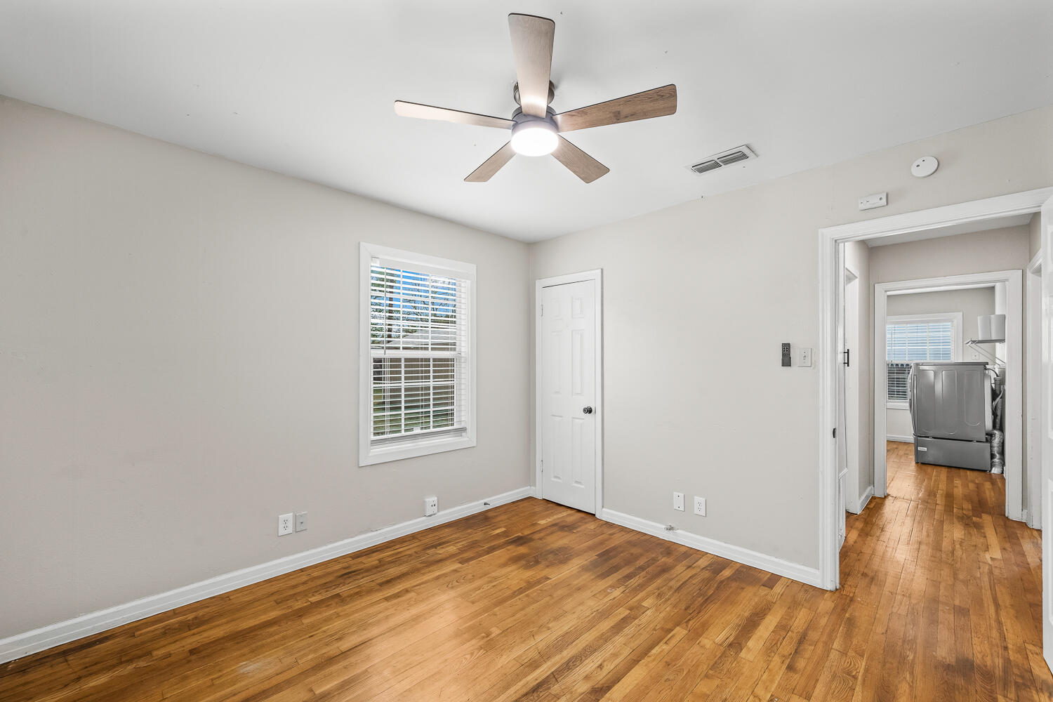 2715 36th Street Lubbock, TX 79413 - Photo 5 of 13 2715 36th St-10