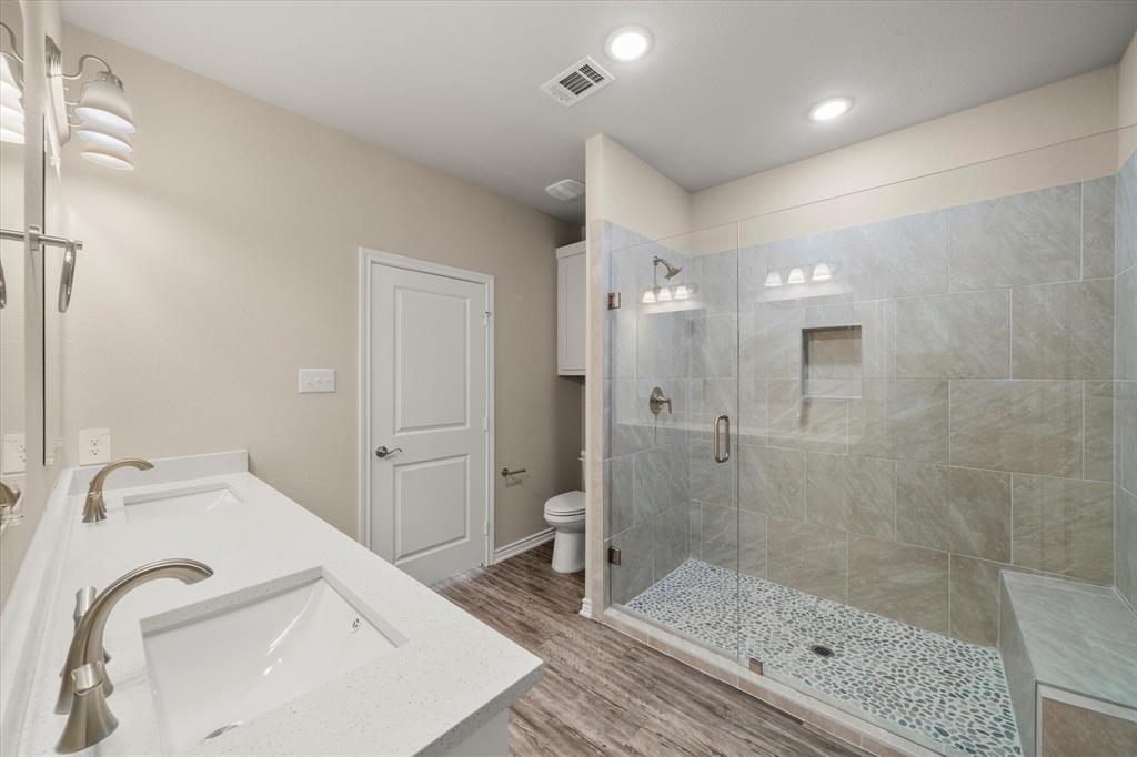 340 Preston Road Mabank, TX 75147 - Photo 9 of 17