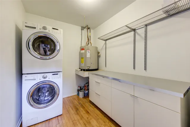 a view of a storage & utility room with washer and dryer