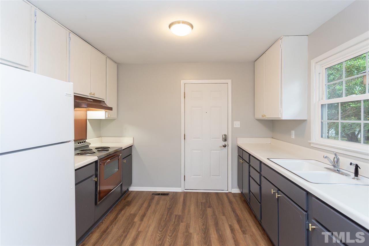 1208 Somerset Road Raleigh, NC 27610 - Photo 11 of 29
