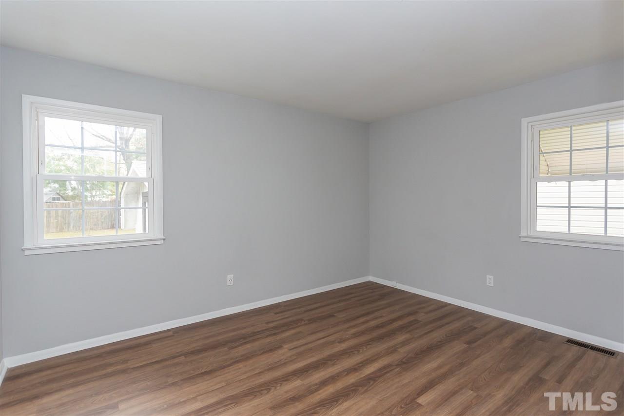 1208 Somerset Road Raleigh, NC 27610 - Photo 17 of 29