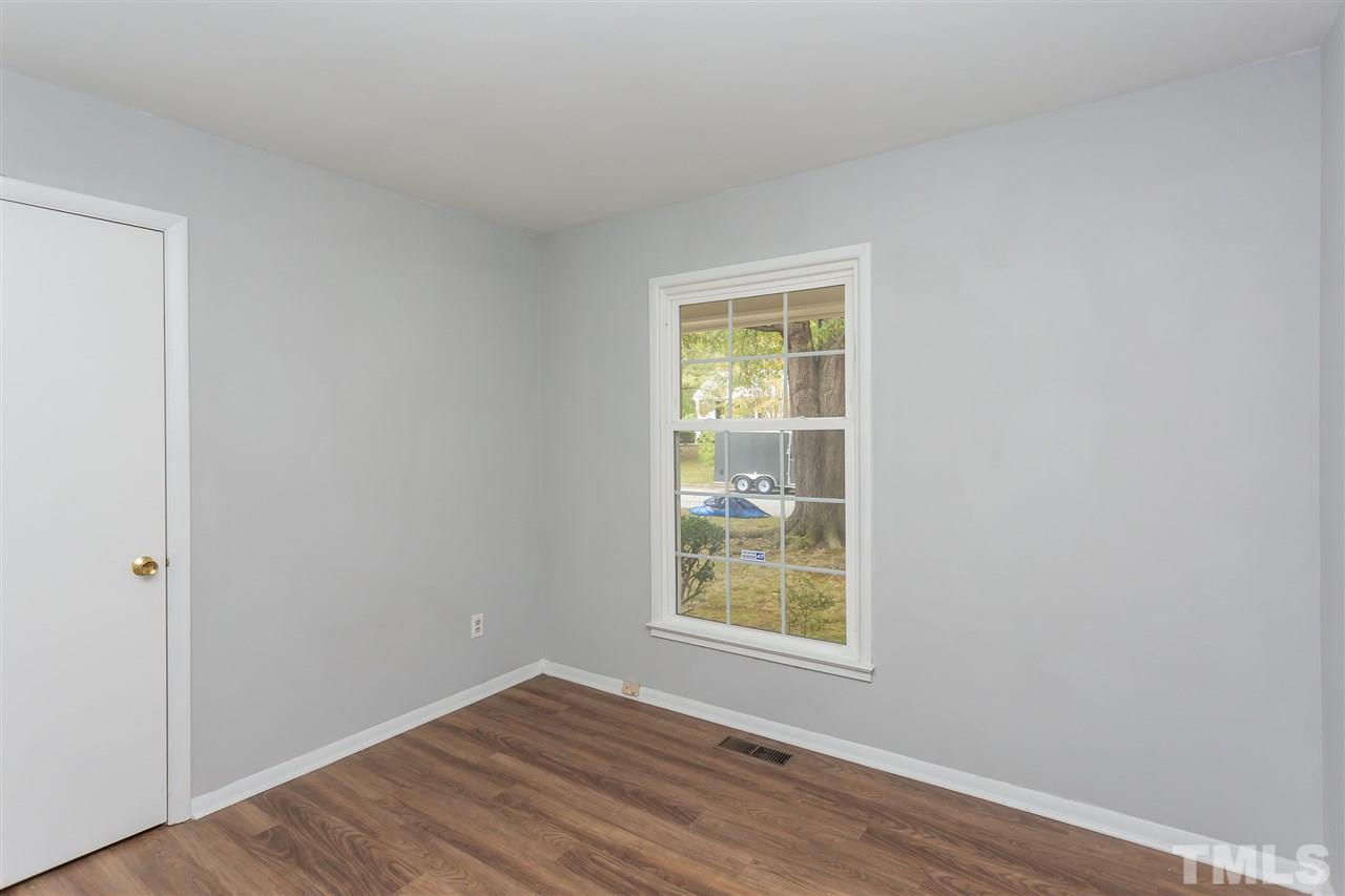 1208 Somerset Road Raleigh, NC 27610 - Photo 20 of 29