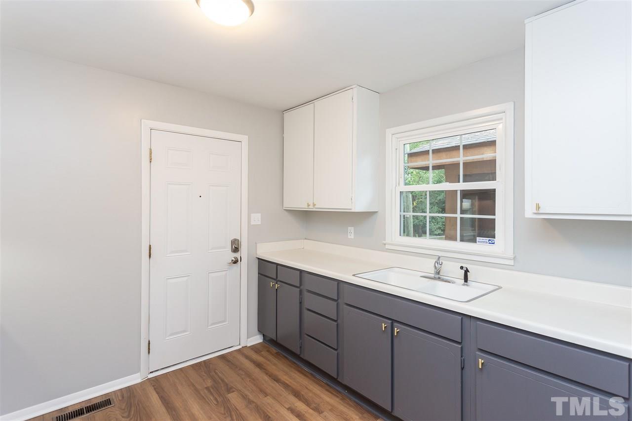 1208 Somerset Road Raleigh, NC 27610 - Photo 10 of 29