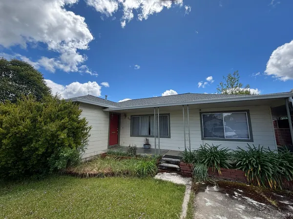 $485,000 | 489 Cochrane Avenue, Ukiah, CA 95482