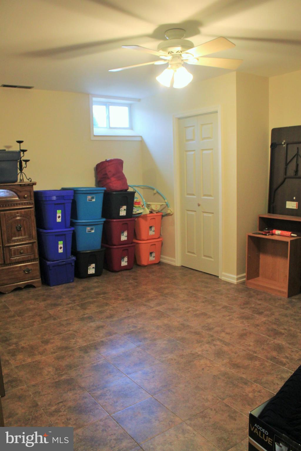 741 Seawall Road Baltimore, MD 21221 - Photo 22 of 26 Family Room